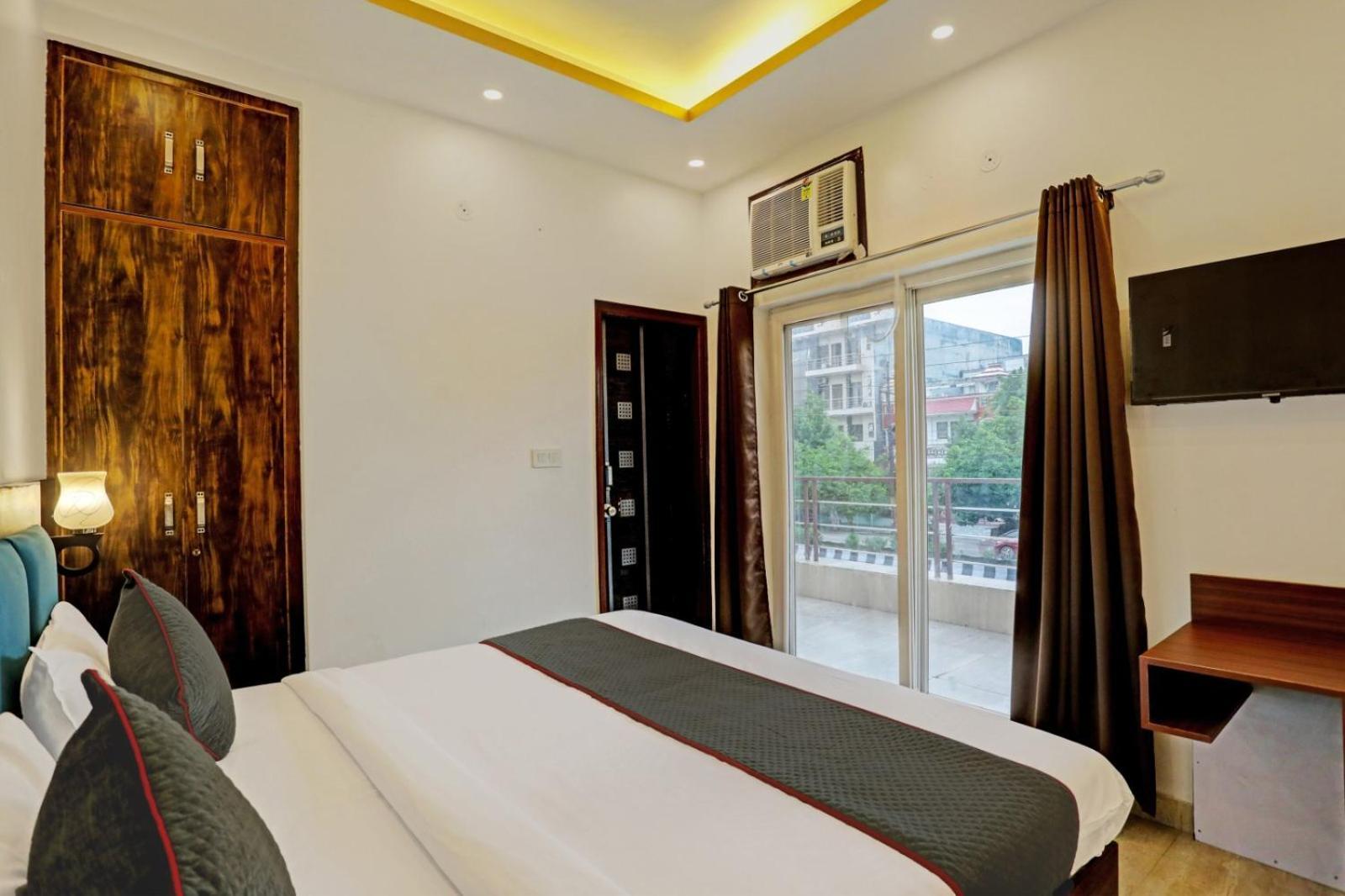 Hotel King Plaza Near Delhi Airport Нью-Делі Екстер'єр фото